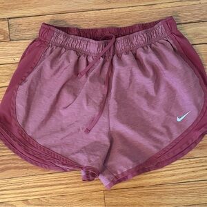 Nike Dri-Fit Womens Red Lined Tempo Mesh Running Athletic Shorts